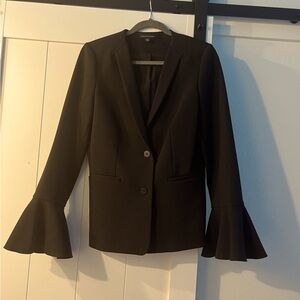Saks Fifth Avenue bell sleeve black blazer (6)